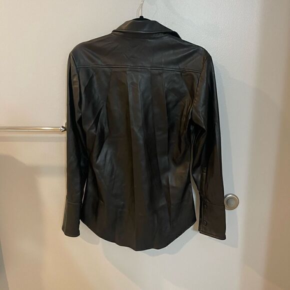 NWT Zara Faux Leather Button Down in Black Size Small! - Picture 2 of 4